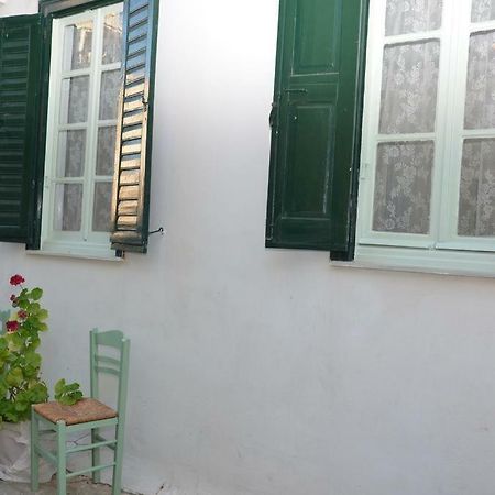 Aegli Rooms Tínos Kültér fotó